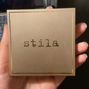😊Stila - Heaven’s Highlighter